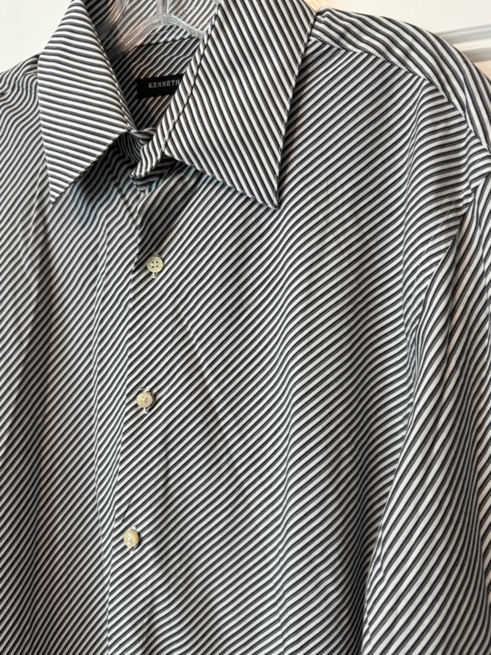 Kenneth Cole New York Button Down Shirt Black White Stripe XL Tailored Fit